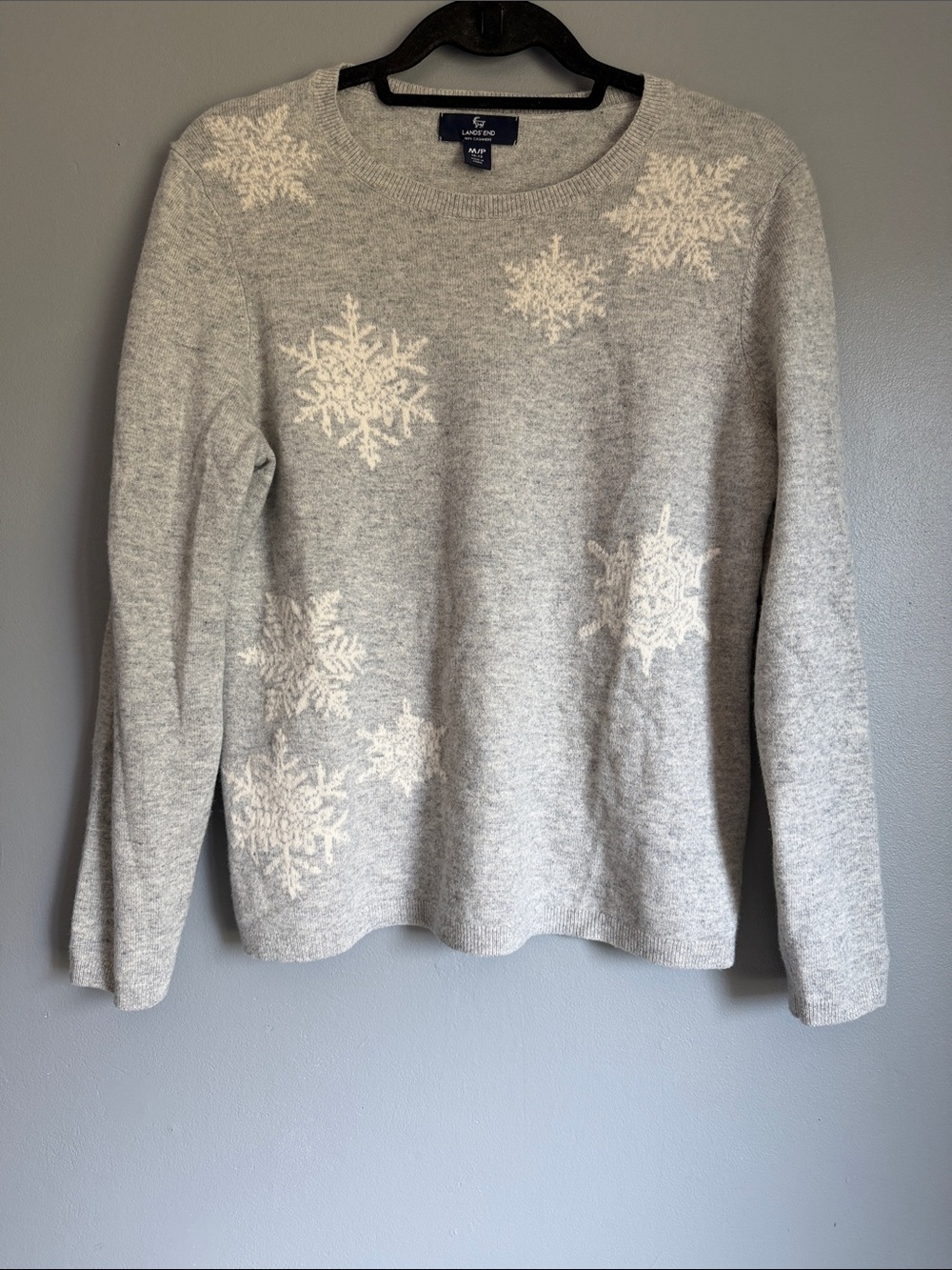 Lands' End Gray 100% Cashmere Festive Snowflake Winter Holiday Cozy Sweater MP
